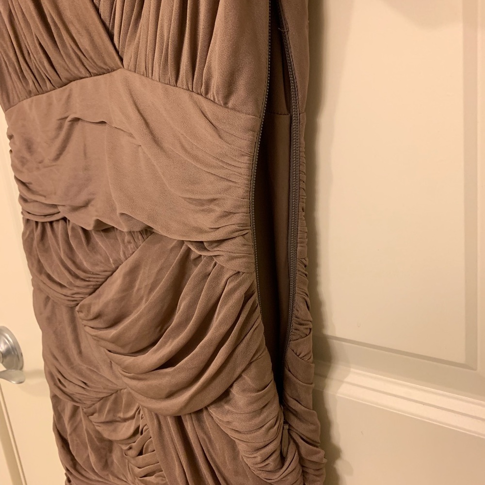 Halston Heritage Tan Ruched V-neck Dress, Small - Picture 6 of 7